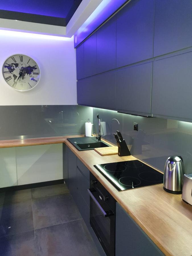 Apartament Skarbowa 1& Parking Лешно Екстериор снимка