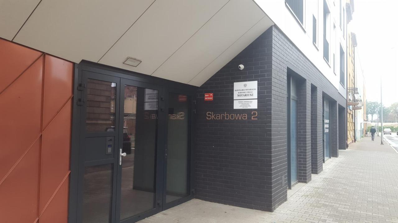 Apartament Skarbowa 1& Parking Лешно Екстериор снимка