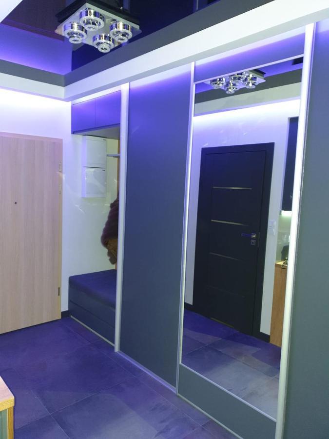 Apartament Skarbowa 1& Parking Лешно Екстериор снимка